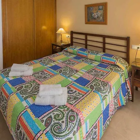 Apartamento 2 Dormitorios Y Terraza Нерха