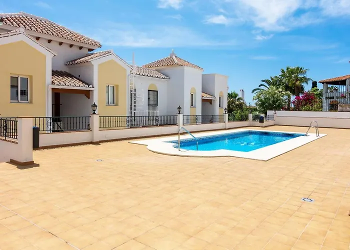 2 Y Terraza Nerja